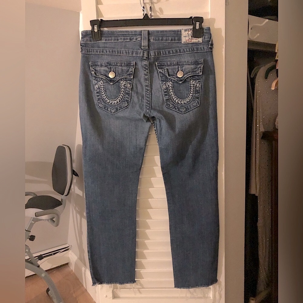 True Religion Cropped Skinny Jeans size 31